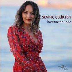 Sevinç Çelikten Hastane Önünde